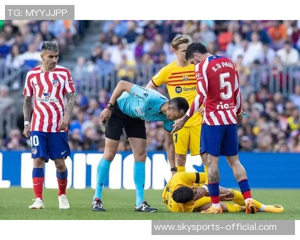 德甲激战：马竞绝杀巴萨补时进球引爆全场激情瞬间解析